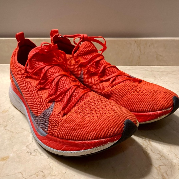 Nike Shoe | Nike Zoom VaporFly 4% Flyknit main image 6